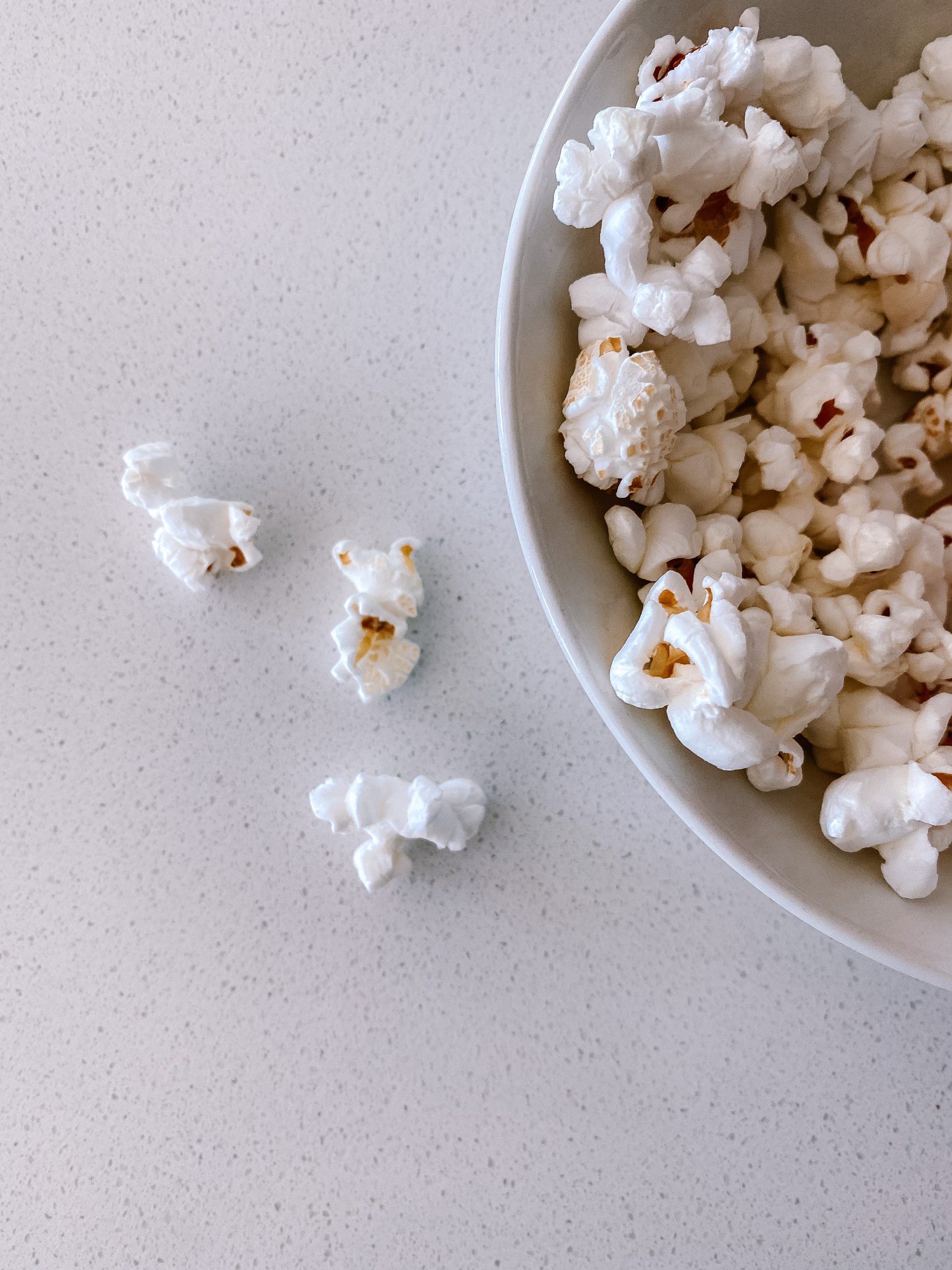 This is hands down the best stovetop popcorn recipe! With the crunchy texture and savory flavor, this tastes like movie theater popcorn, but healthier.