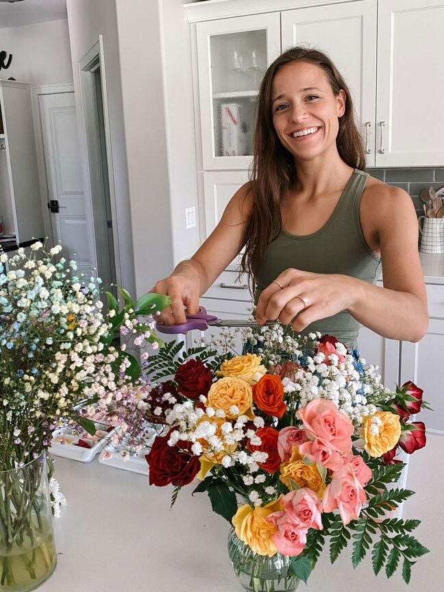 How to make your own beautiful floral ice cubes!